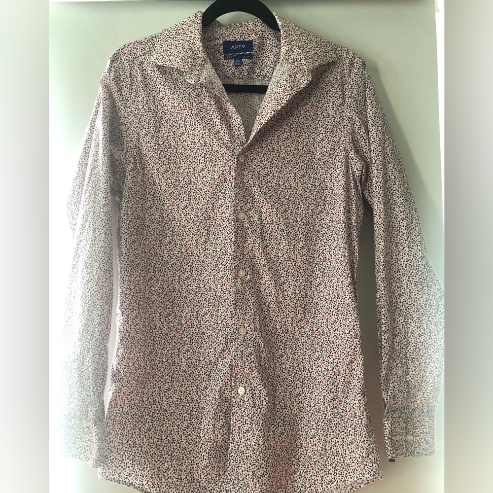 Men’s Apartment 9 button down shirt.  Floral print 14 1/2, 32/32.  Slim Fit